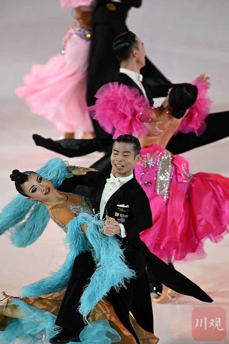 世界体育舞蹈节闭幕 阎棒棒/杜玉君再夺冠|拉丁舞_新浪财经_新浪网