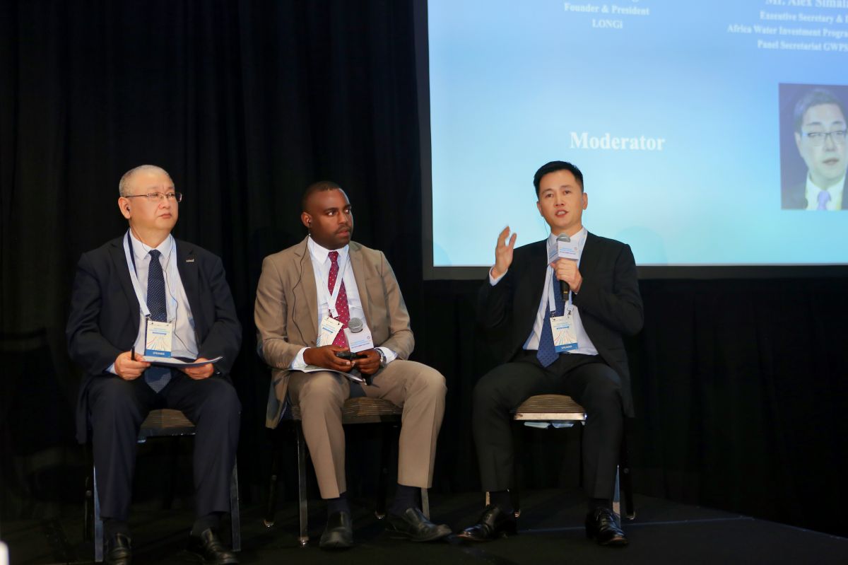 吴永华参与2023年联合国可持续发展目标峰会官方边会主题讨论安踏集团