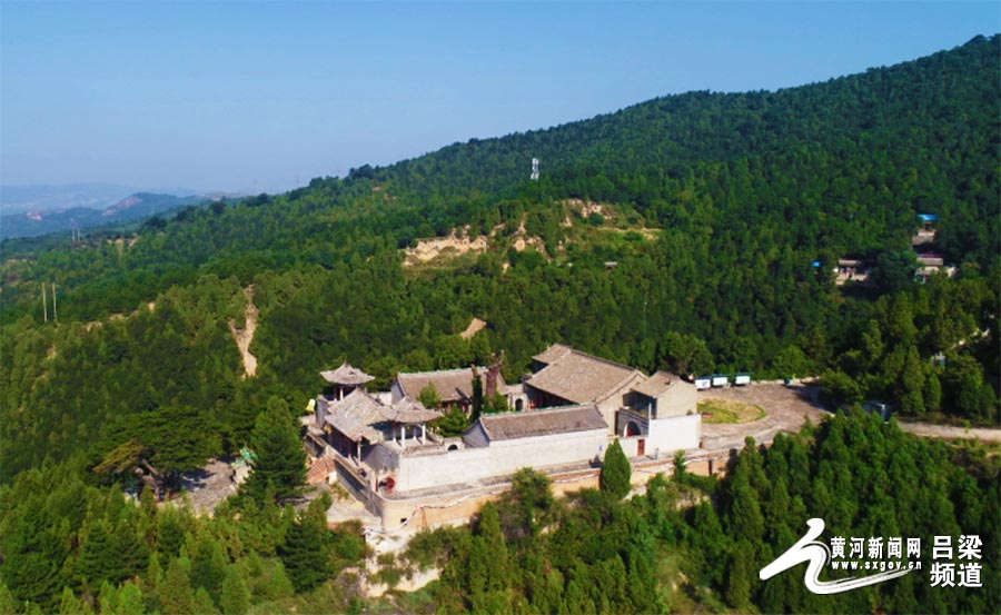去中阳柏洼山 登高邂逅最美秋天!