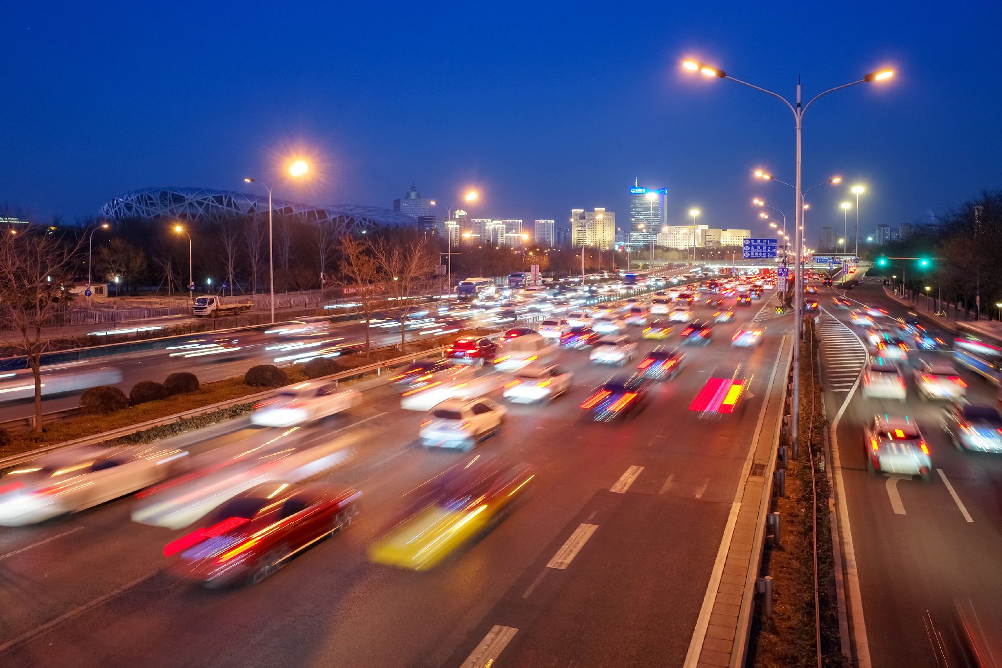 商用车基本盘失守,江铃汽车重新定义"商乘并举"?