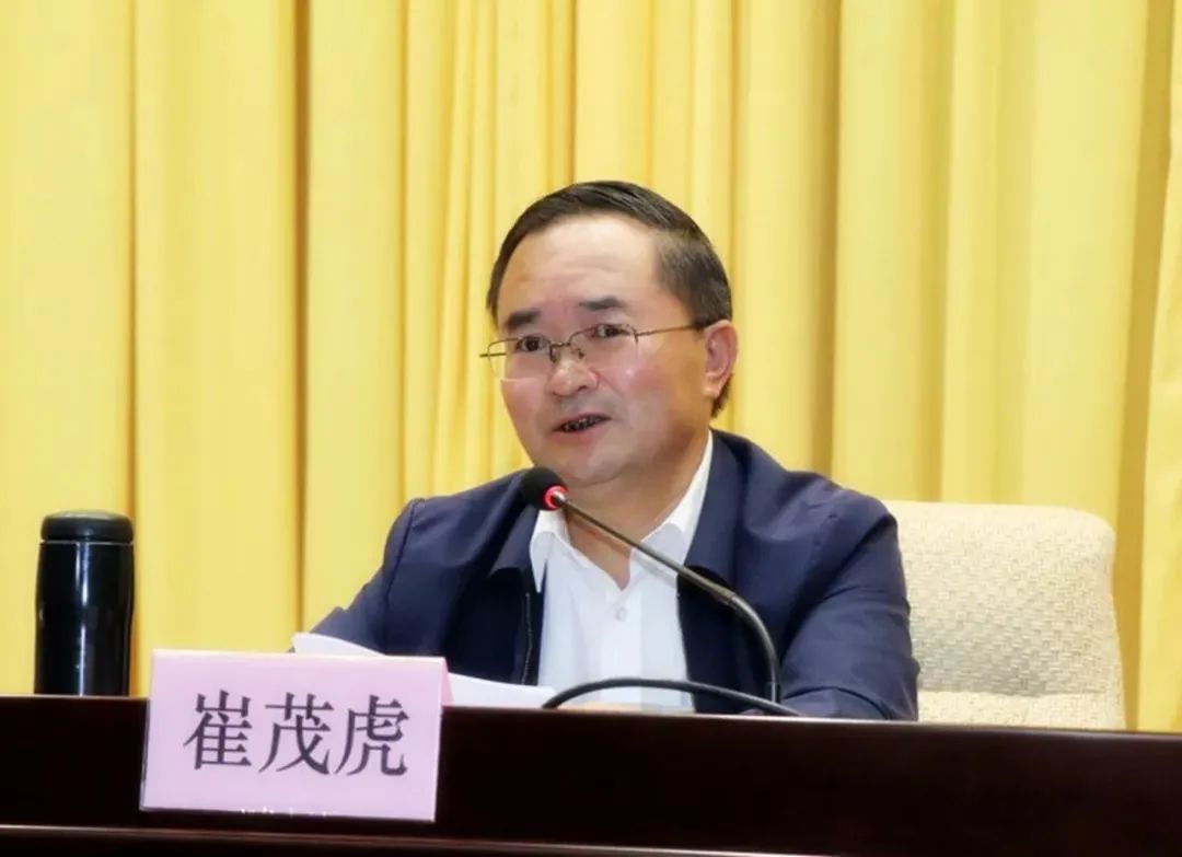 党组书记,2017年5月任丽江市委书记,2021年5月任云南省政府副