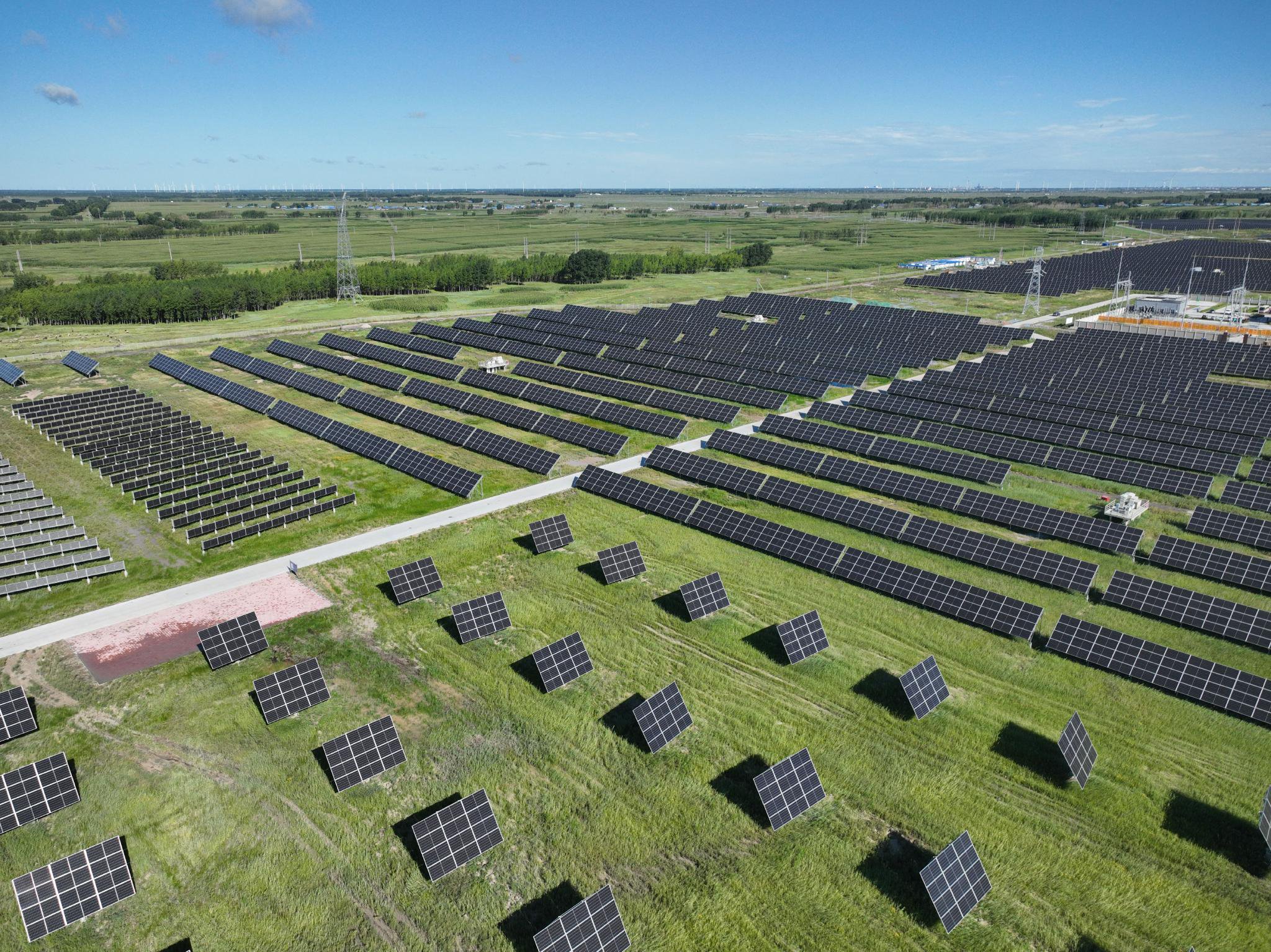 光伏发电(大同区委宣传部提供)