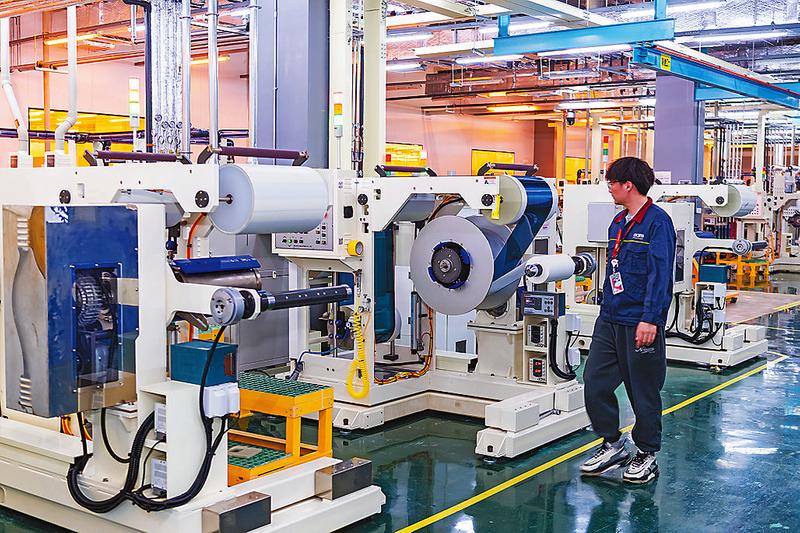 asm先进半导体封装材料生产线.计成军/摄