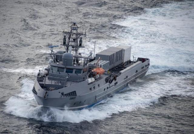 "水手"号与"游骑兵"号无人水面艇 资料图 图源:外媒