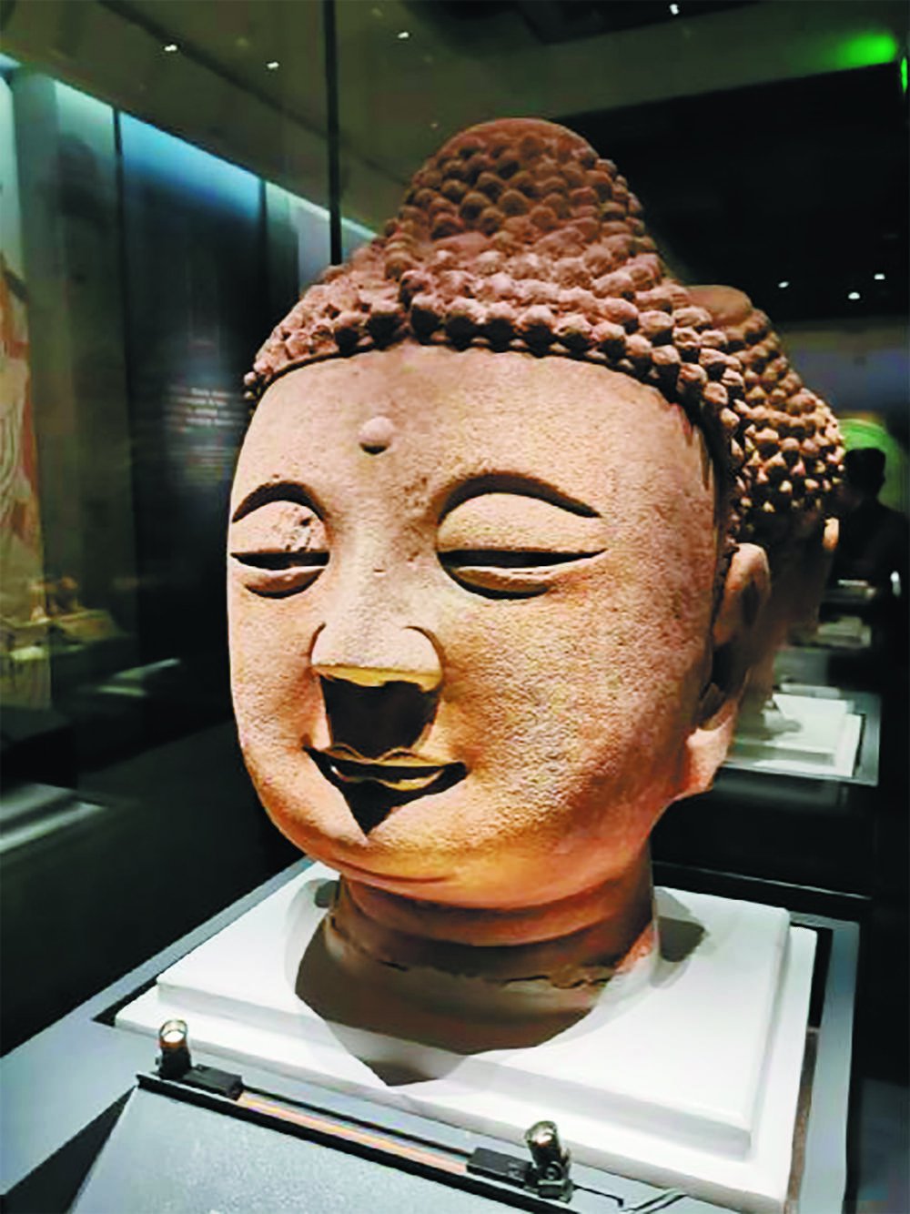 石佛寺石刻佛像