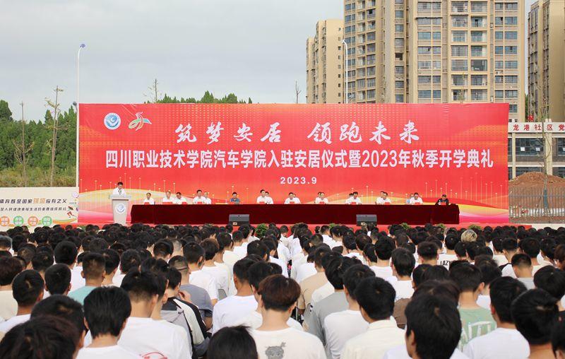 在線通話新挑選 Skype軟件閃亮上臺