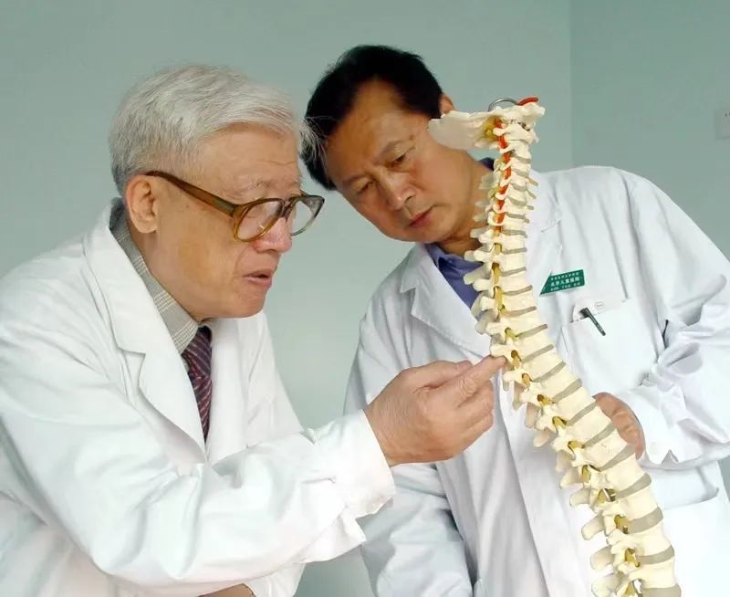 中国小儿骨科创始人之一,北京儿童医院教授潘少川逝世,享年97岁|骨科
