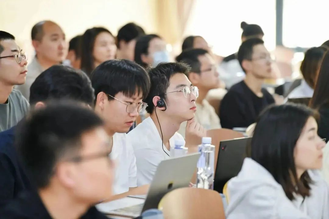 “高校知识产权公开课”走进北京大学