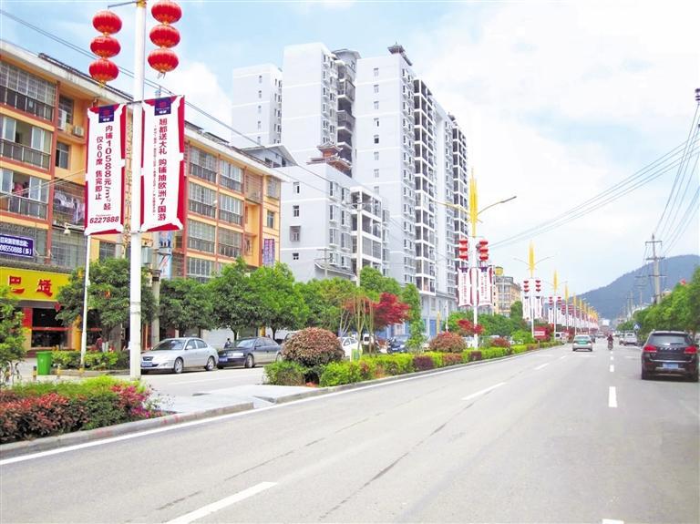 黎平县城道路干净整洁. 杨文凯 摄