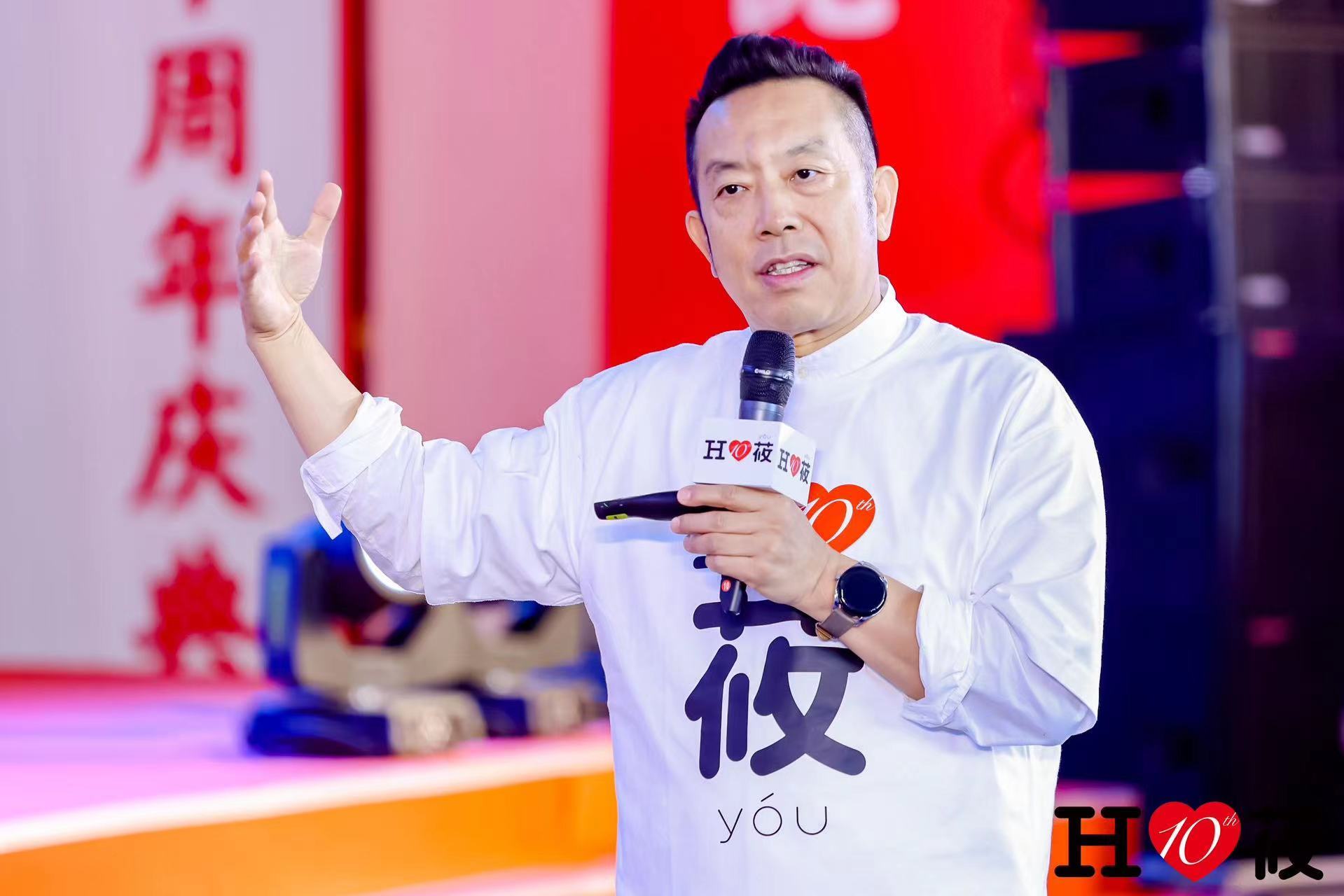 熬过寒冬 贾国龙重拾西贝"快餐梦",还要向出海要增长|贾国龙_新浪财经