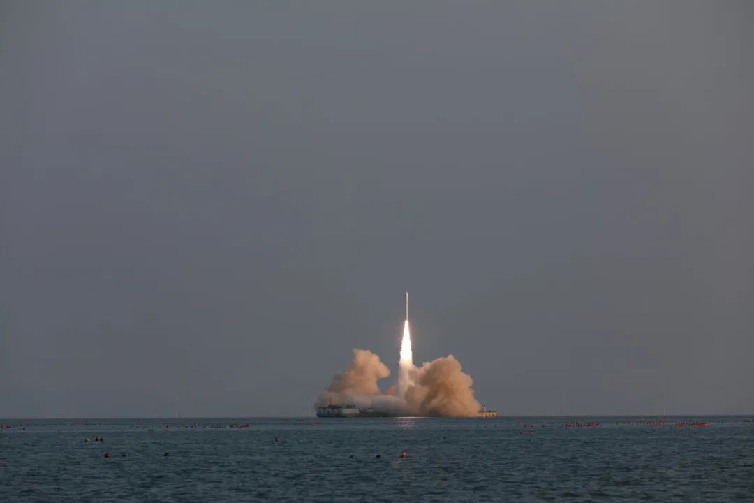 谷神星一号海射型运载火箭成功发射.安迪摄(新华社)