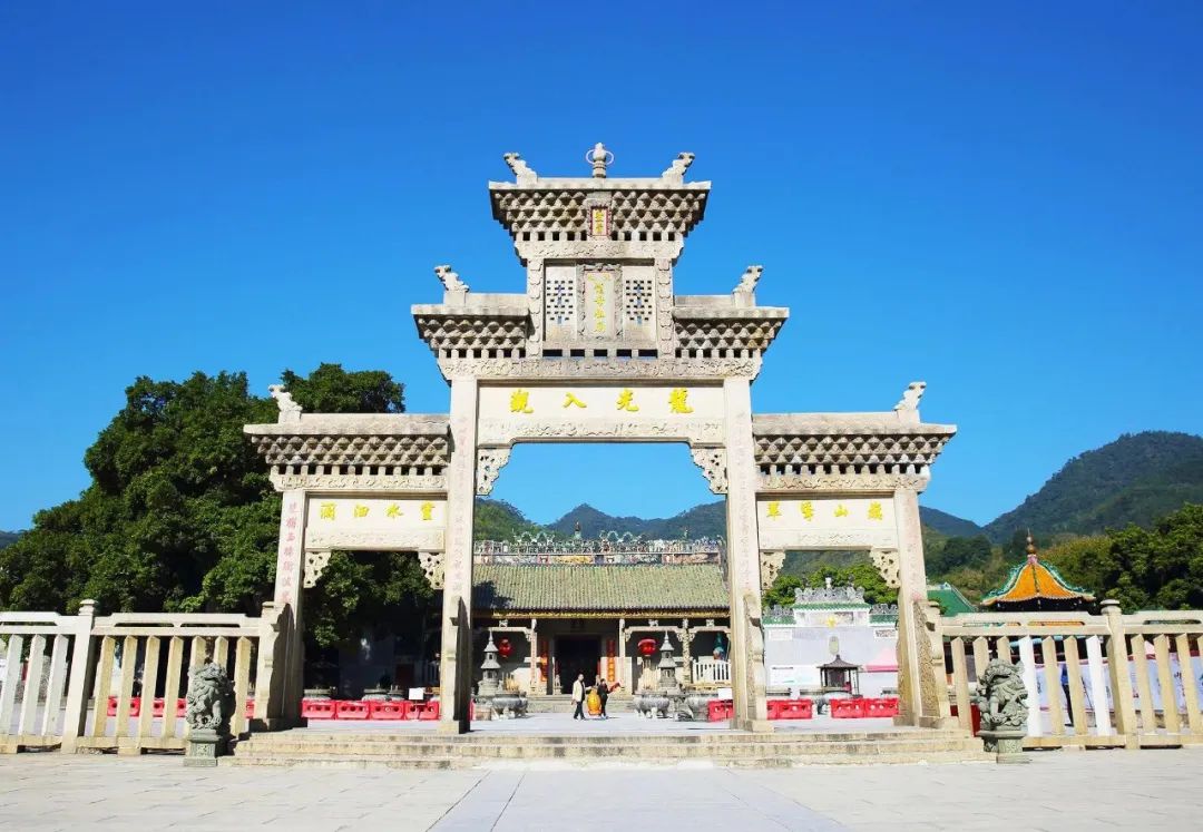 悦城龙母祖庙四海朝宗牌坊.图源 德庆发布