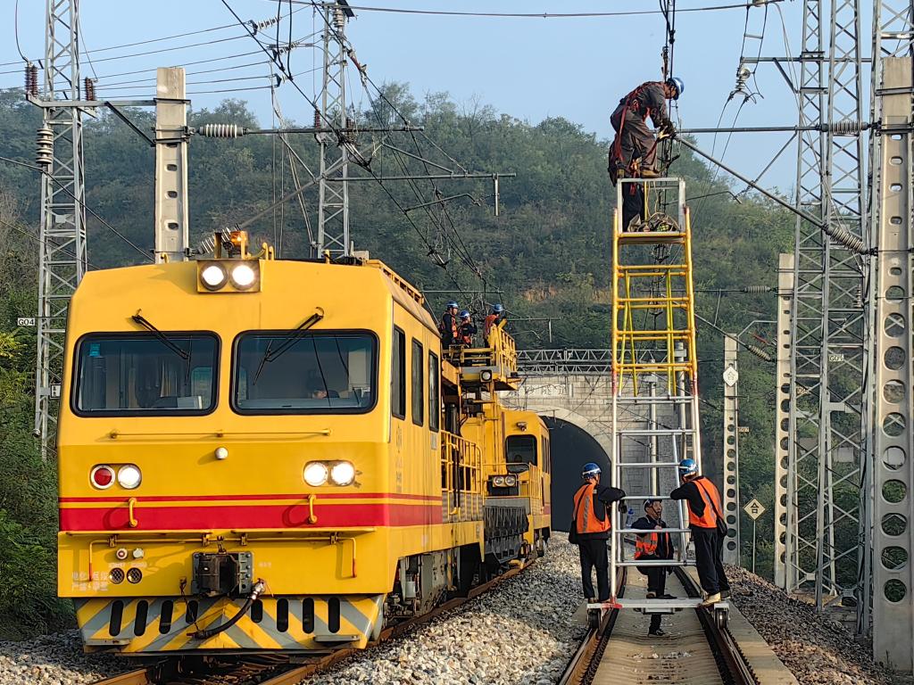 能源大通道瓦日铁路完成秋季集中修|太原市_新浪财经_新浪网