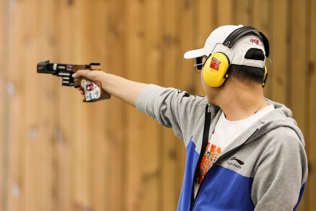 9月25日,中国选手李越宏在比赛中.新华社记者 单宇琦 摄