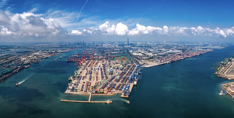 270,0.19,6.17%)记者在何江办公室的沙发坐下,5分钟内,见他急了两次.