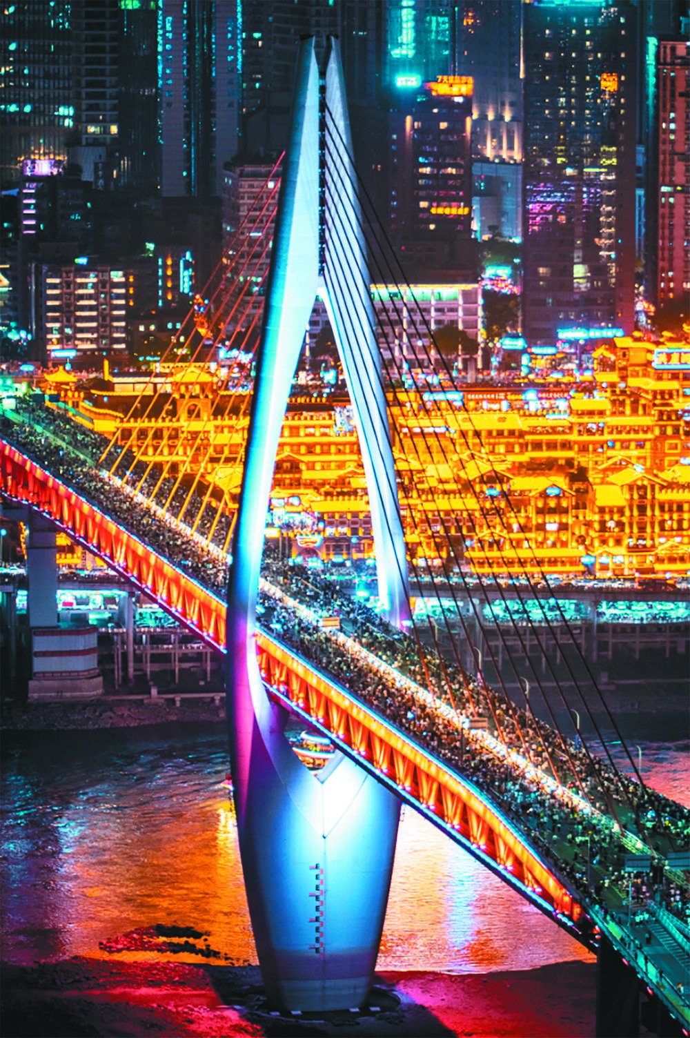 飞机从重庆上空飞过(资料图) 重庆江北国际机场供图