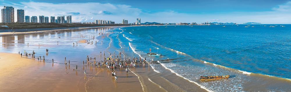 东山的碧海银滩 (资料图片)