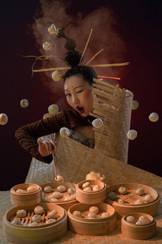 她把盐水鸭小笼包拍成影像大片,想让金陵美食被全世界看到