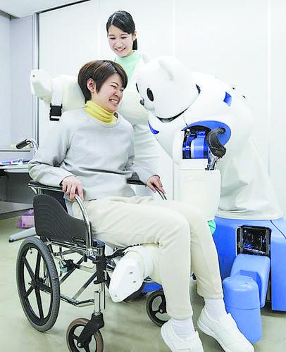 robear机器人.图片来源:英国《每日邮报》网站