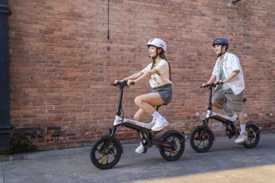 五轮出行健身电踏车F1正式开启小米有品众筹,售价3799