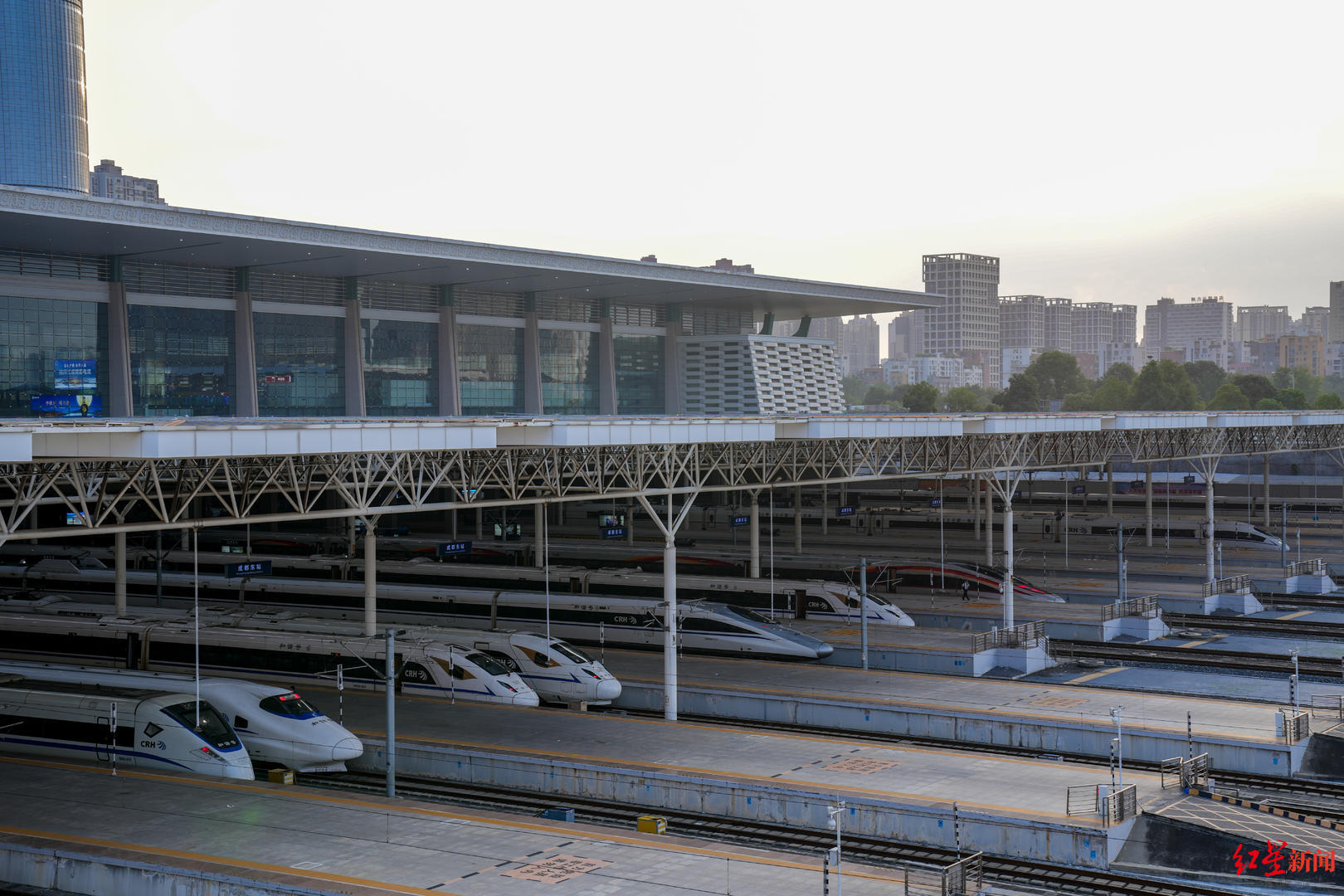 铁路成都东站站台
