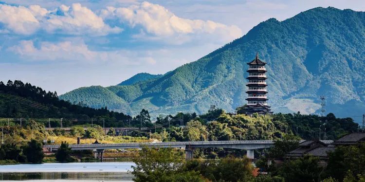 永福文明塔.图源:广西桂林市永福县人民政府官网