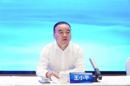 王小平就全省白酒产业发展情况作了介绍
