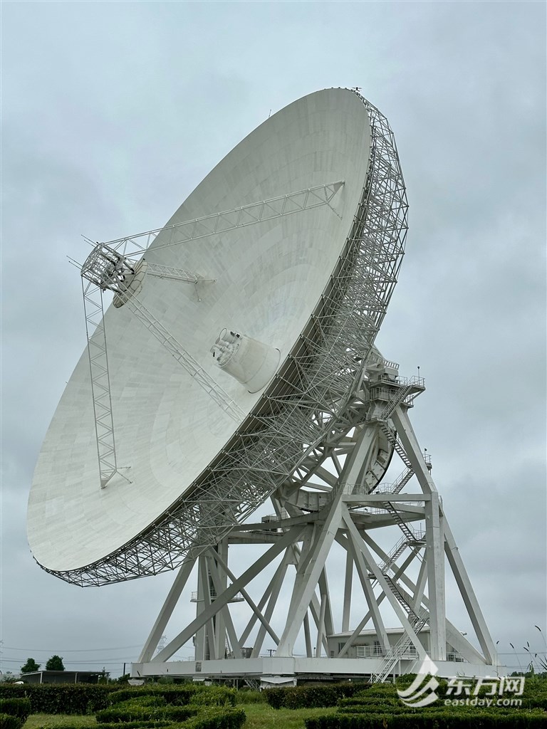 上海天文台天马射电望远镜天马望远镜坐落于上海松江佘山,是国内领先