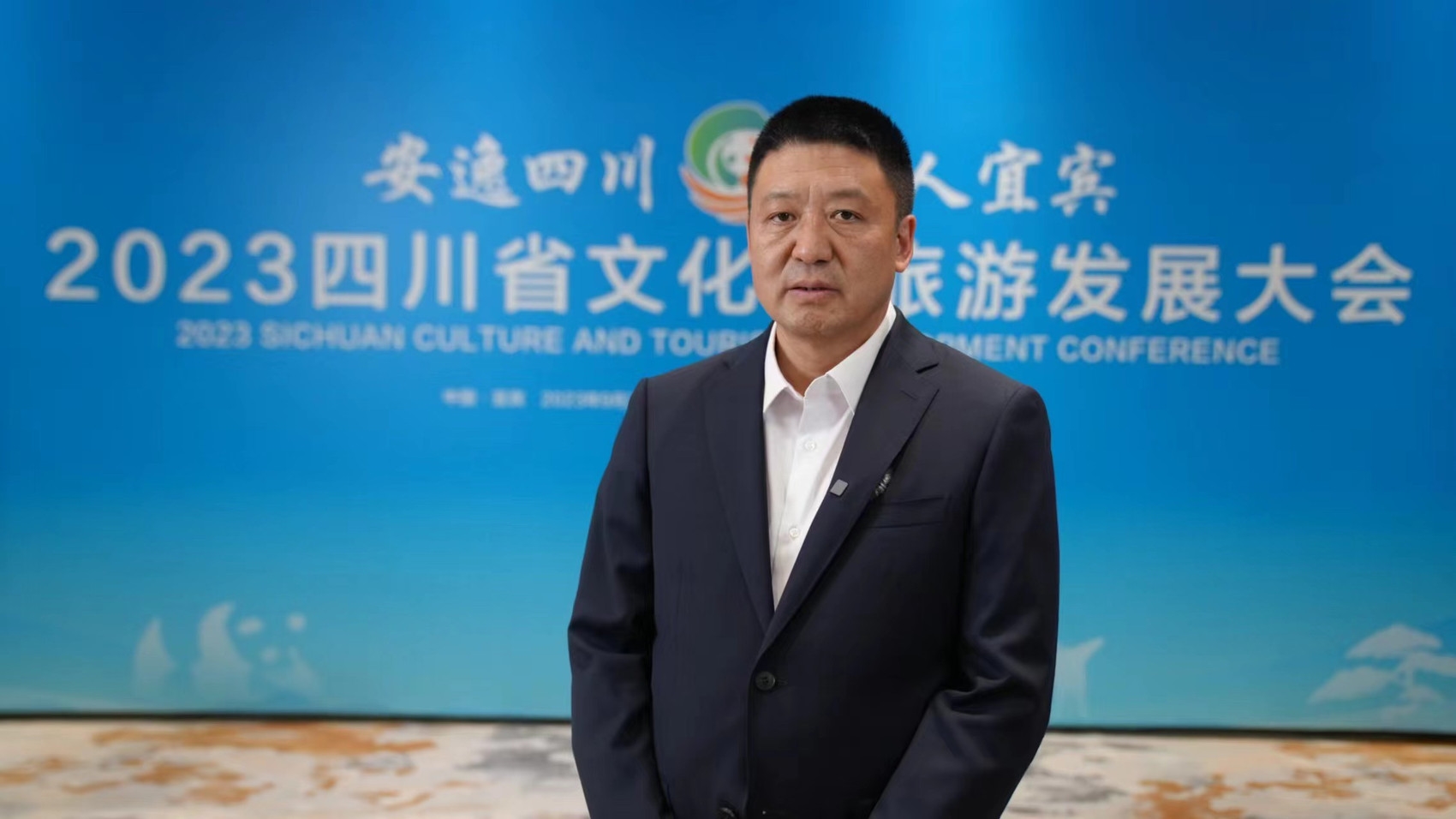 c视频丨理塘县委书记董徳洪:目之所及皆风景,"天空