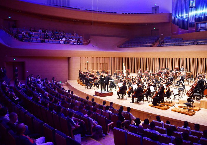 中秋前夕,北京艺术中心音乐厅奏响璀璨第一声.记者 常鸣/摄