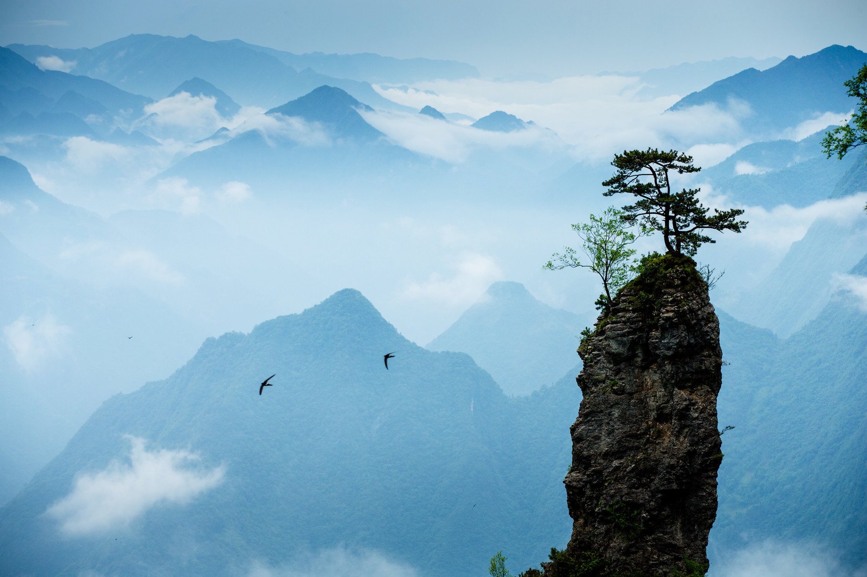万源八台山独秀峰