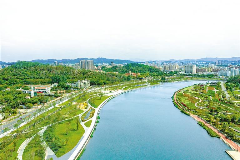 茅洲河碧道-亲水活力公园. 本版图片均由深圳市水务局提供