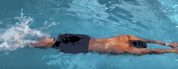 只打腿，不划臂动作 