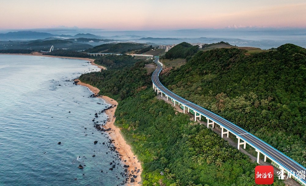 环岛旅游公路万宁段全长96.5公里,其中新建路段36.