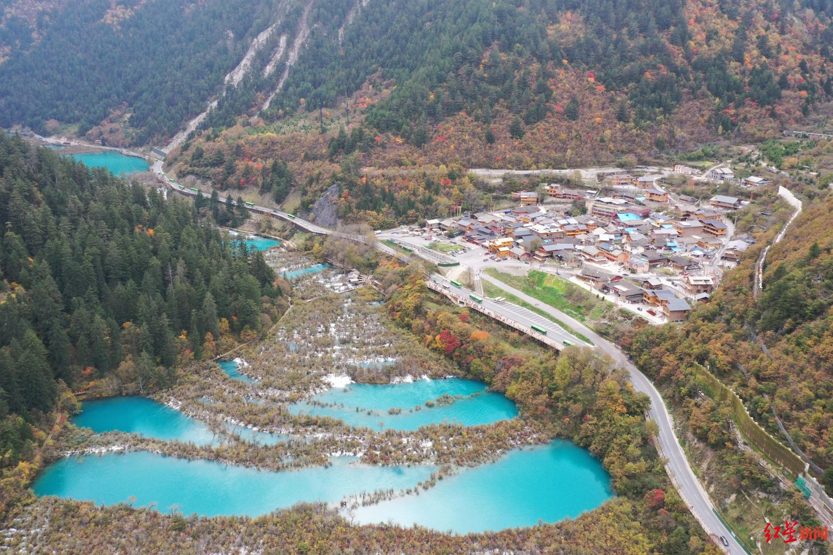 ▲九寨沟树正寨以及群海 资料图片