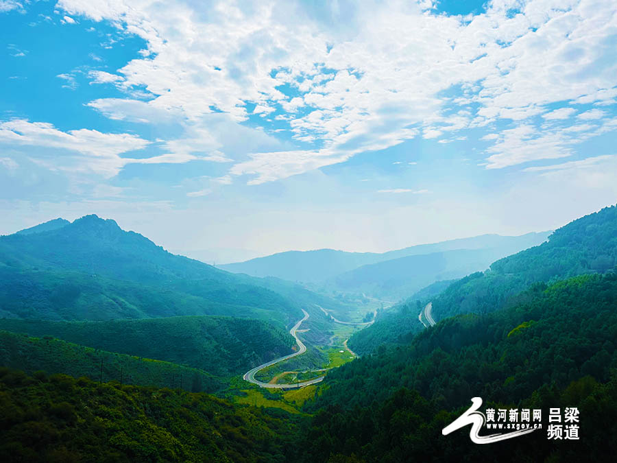 高山草甸—岚县饮马池 梁燕则摄