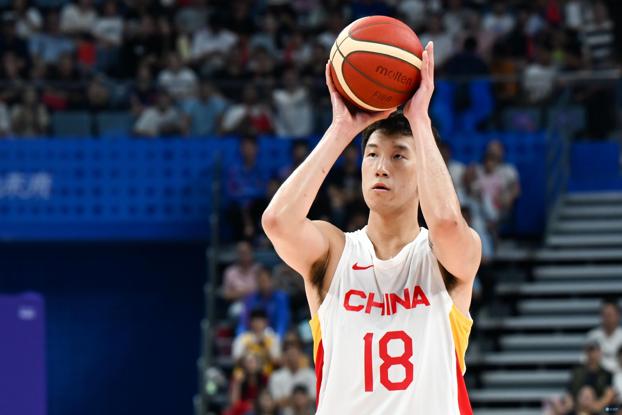 杜润旺：我希望在中国男篮夺冠后 再出现在赛后发布会上