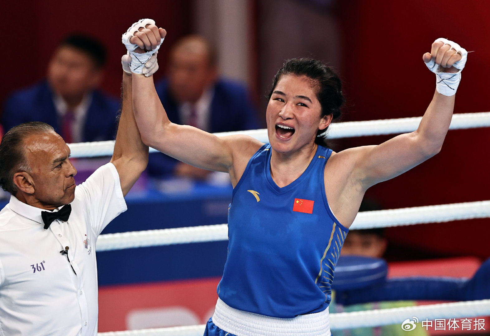 东京奥运会银牌得主,中国队选手李倩击败印度队选手洛夫利娜·博尔戈