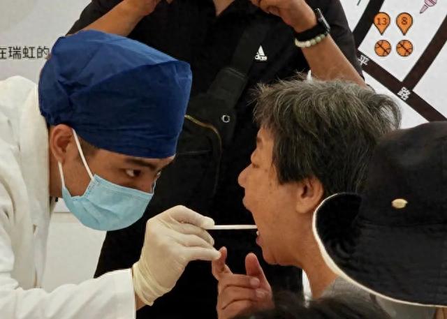 社区服务大篷车开到居民家门口|公益_新浪财经_新浪网