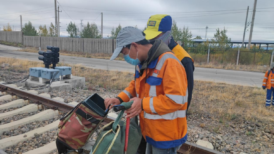 中国铁路哈尔滨局集团有限公司海拉尔工务段满洲里探伤工区工长宋波