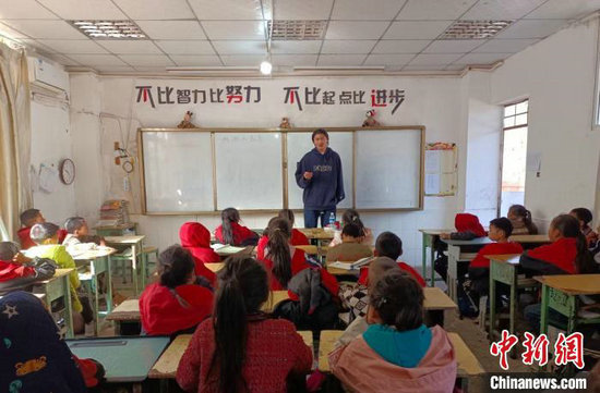 烟台小伙支教大凉山:山里的孩子心向大海|烟台市_新浪财经_新浪网