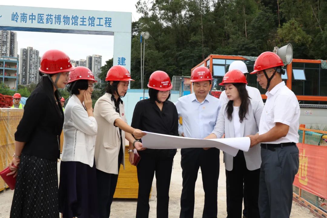 广州市文化广电旅游局党组书记,局长刘瑜梅一行到岭南中医药博物馆