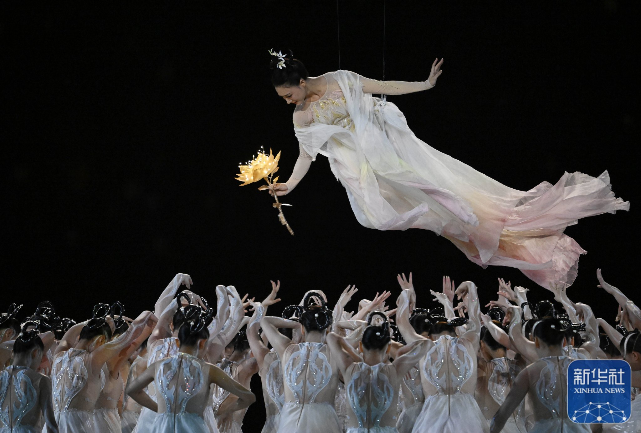 杭州亚运会闭幕式举行