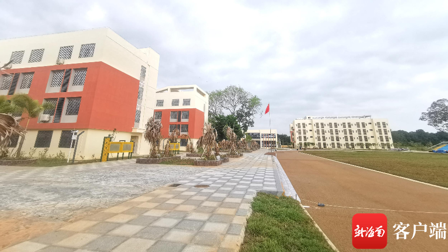 儋州市两院小学 .记者 李绍远 摄