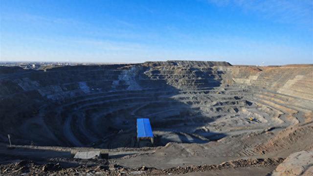 "资源圣地"白云鄂博发现铌包头矿|矿物_新浪财经_新浪网