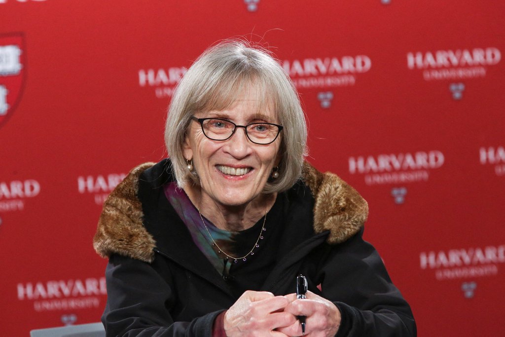 将2023年诺贝尔经济学奖授予现年77岁的美国经济学家克劳迪娅·戈尔丁