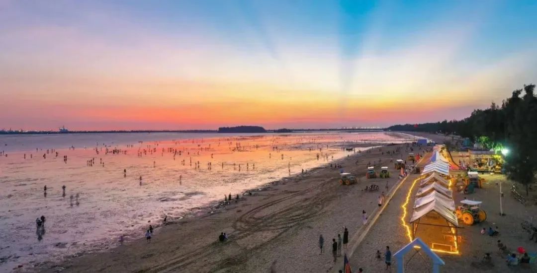 日落下的犀丽湾.图源钦州市文化广电体育和旅游局