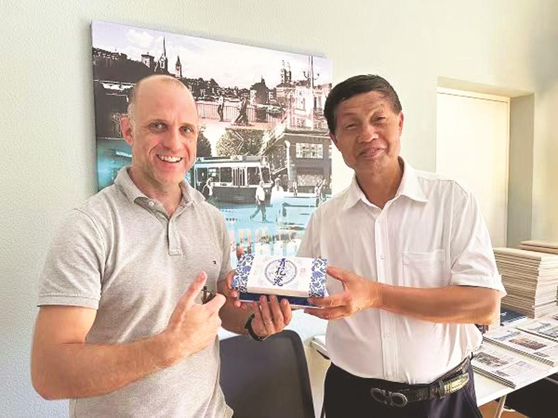 马克:讲中国故事的外国记者|马克_新浪财经_新浪网