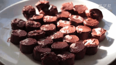 图片来源：新华社