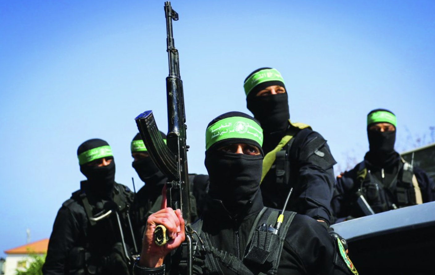 全副武装的哈马斯士兵(图源:社交媒体)